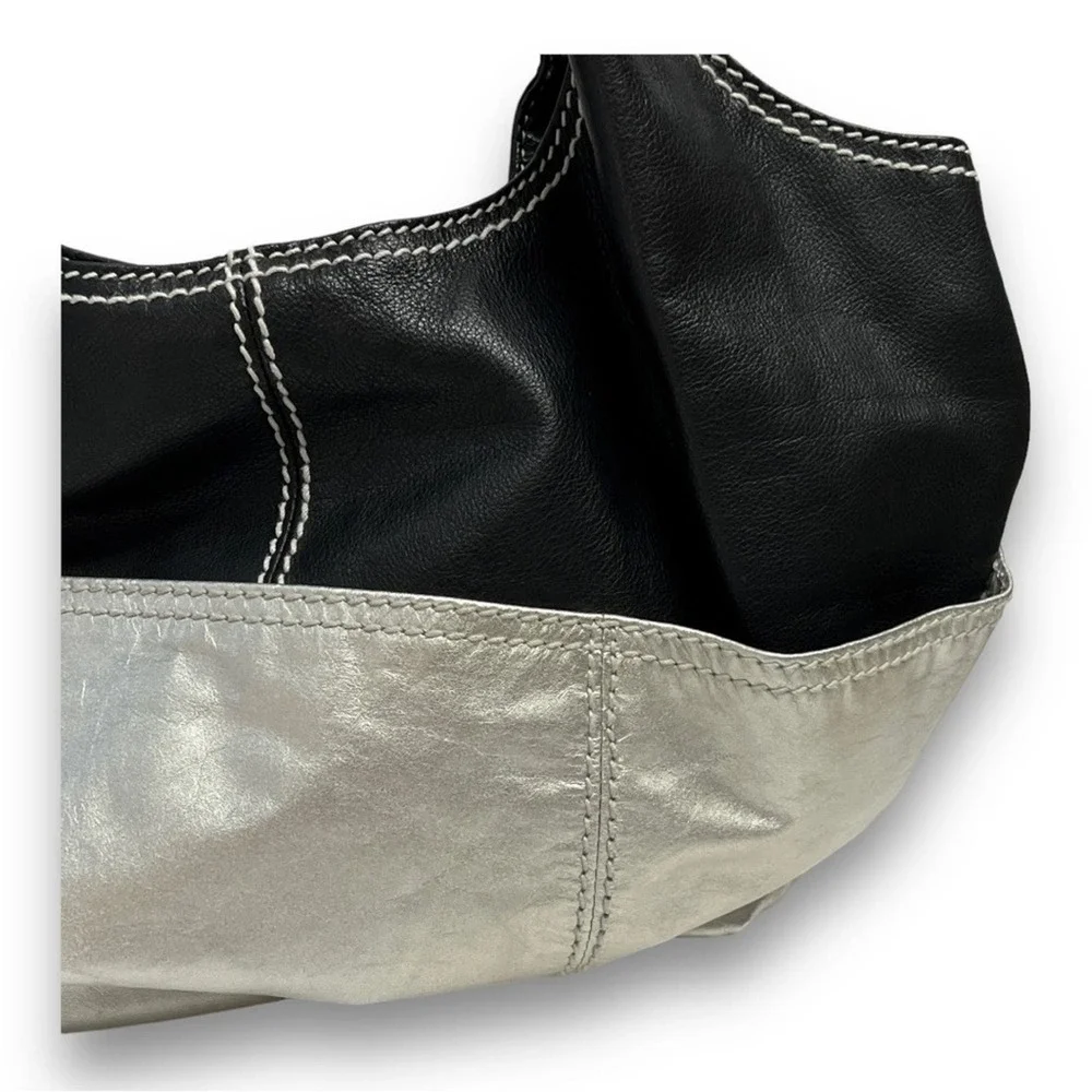 B. MAKOWSKY Vintage black silver leather hobo bucket bag with top stitching